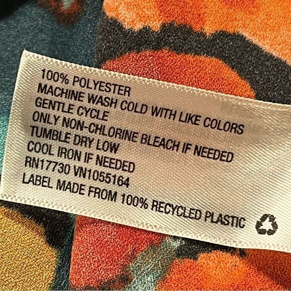 A New Day V-neck Short Sleeve Black Floral Shift Dress - Picture 11 of 13